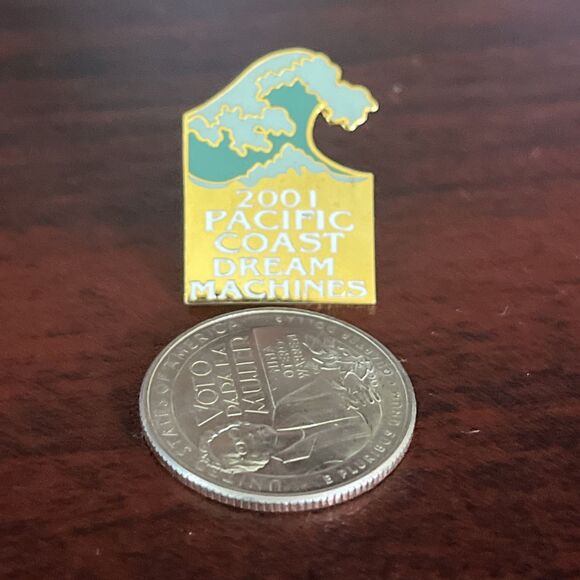 2001 Pacific Coast Dream Machines Waves Lapel Hat Pin - Picture 2 of 3